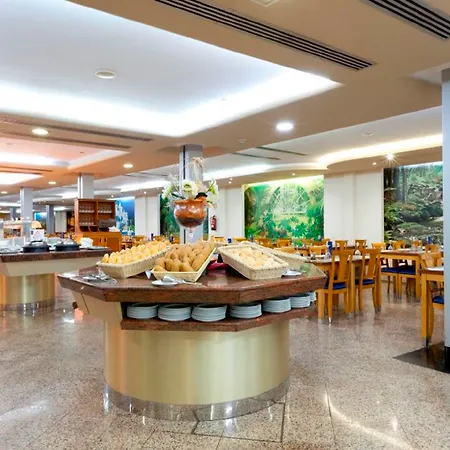 Szálloda Gran Bali & 4*