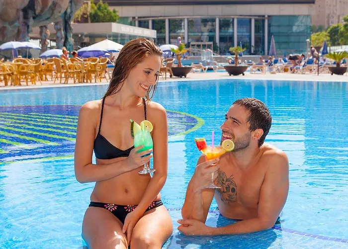 Gran Bali & 4* Бенидорм