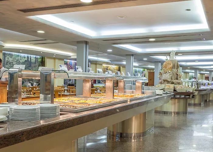 Отель Gran Bali & 4*